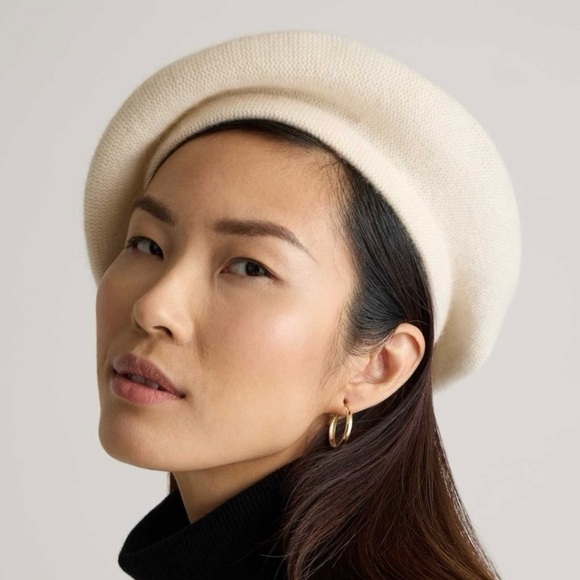 Quince Accessories - NWT Quince Mongolian Cashmere Beret Ivory One Size Hat